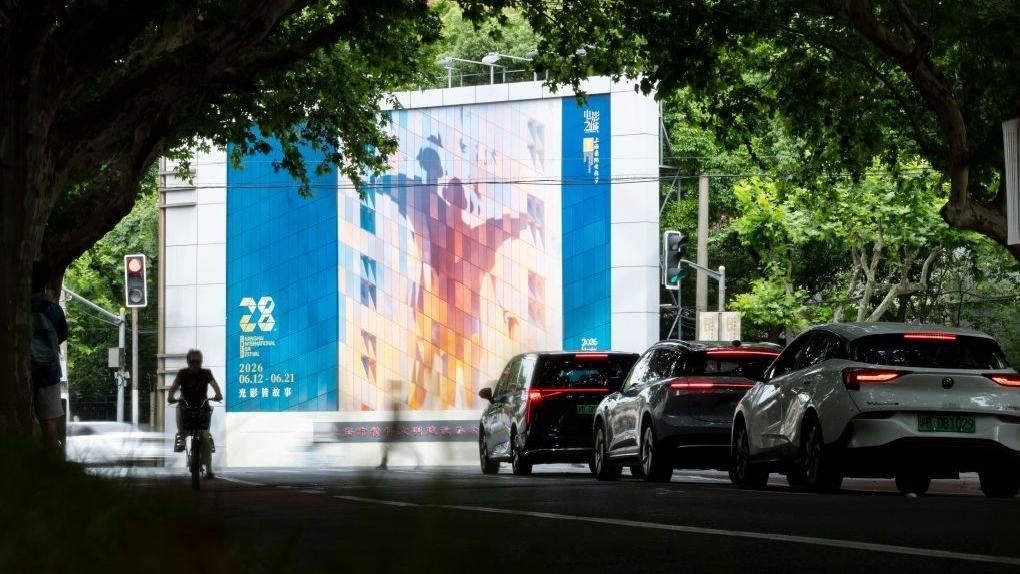 贫困县砸亿元建酒店烂尾有人接盘了