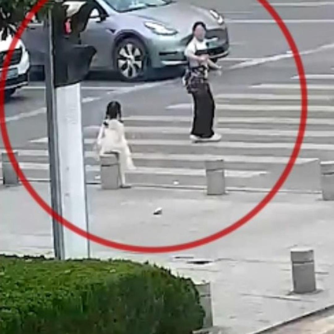 村主任撞人致死赔万后改判年