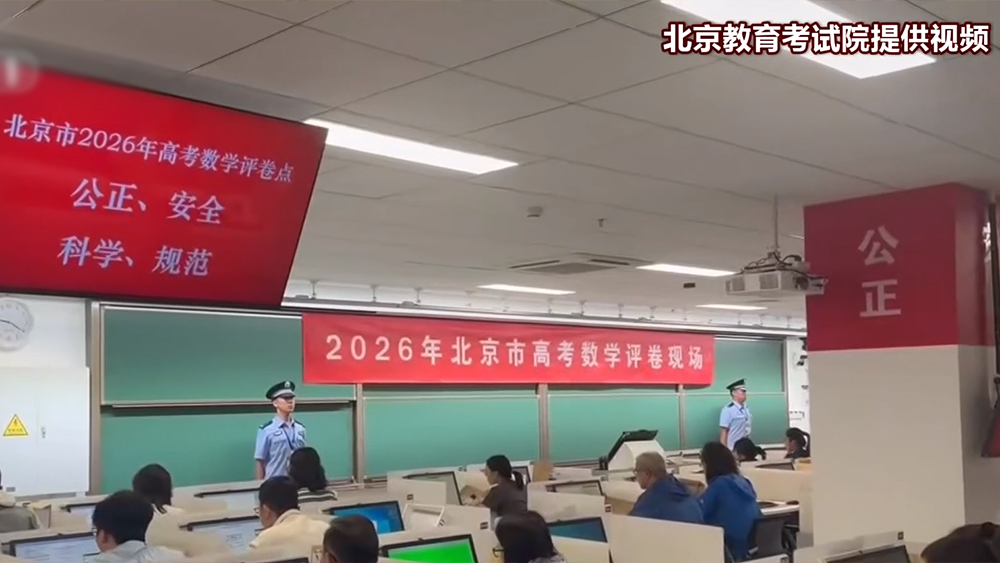 他一搂我就知道跑不了了